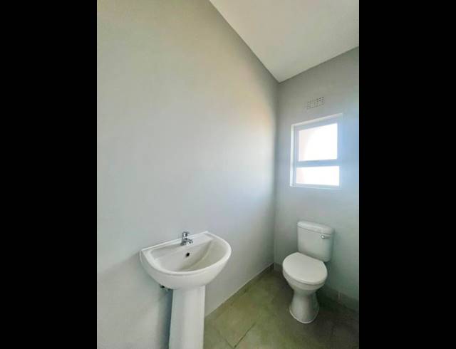 3 BEDROOM APARTMENT FOR SALE IN CHASE VALLEY